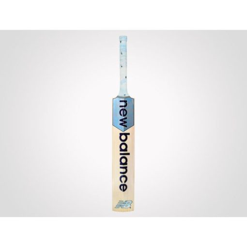 NEW BALANCE DC 840 CRICKET BAT