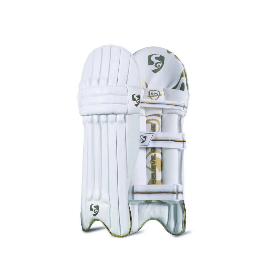 SG SAVAGE CRICKET SET