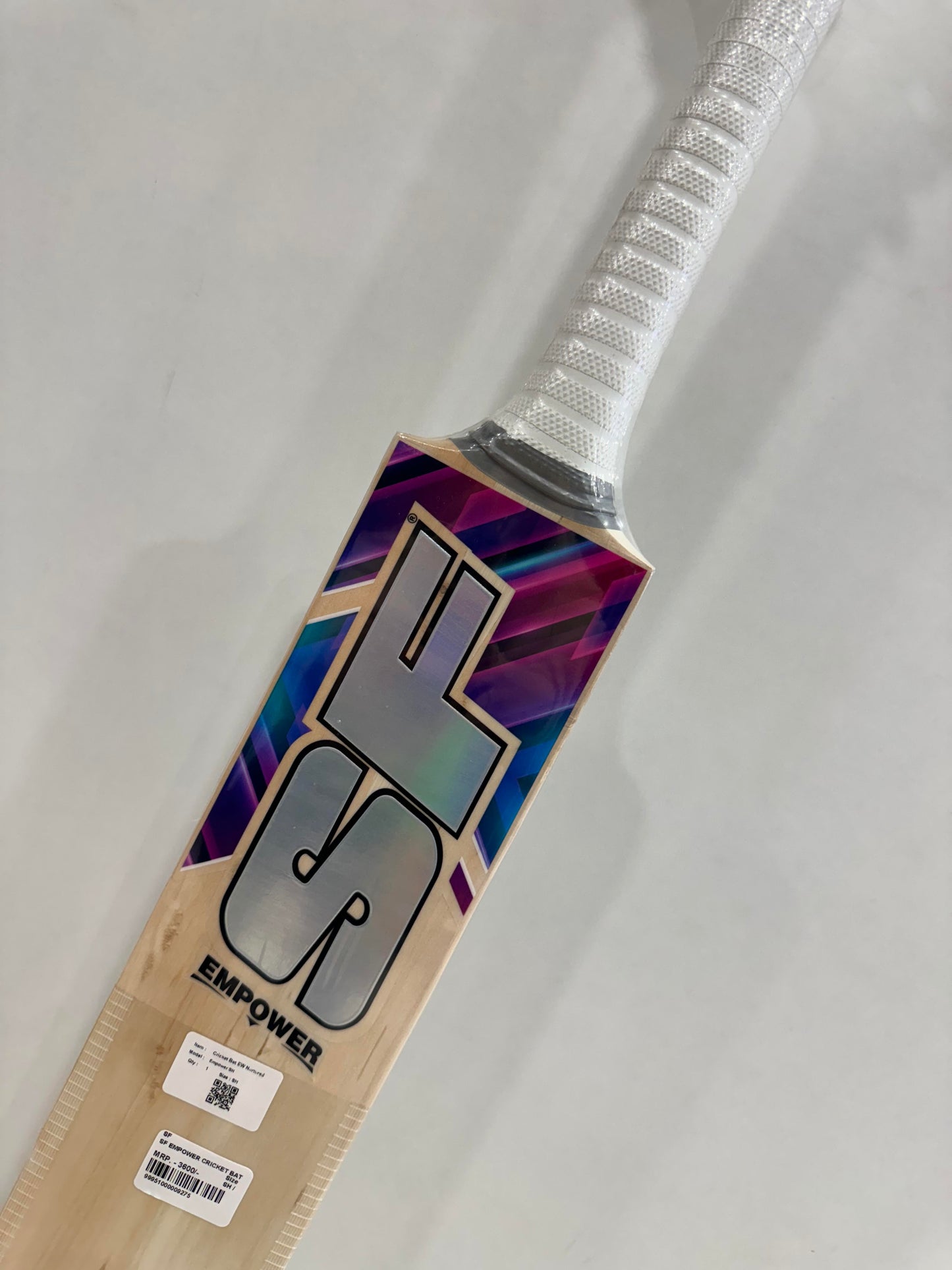 SF EMPOWER CRICKET BAT